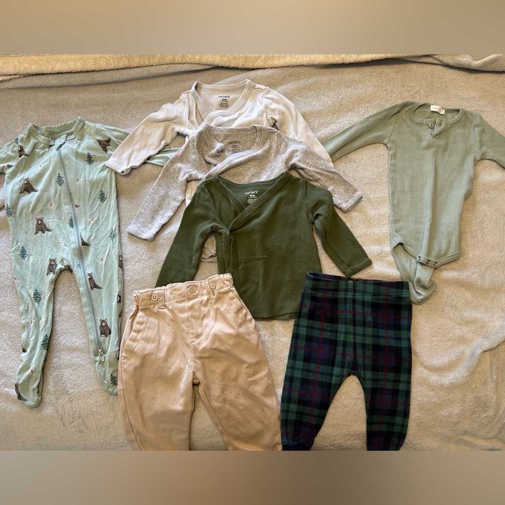 Baby clothes bundle